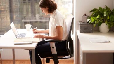 How To Protect Your Back From Injury When Sitting At A Desk All Day